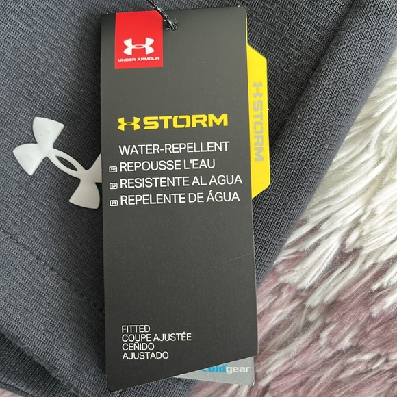 Under Armour Jacket - Picture 4 of 5